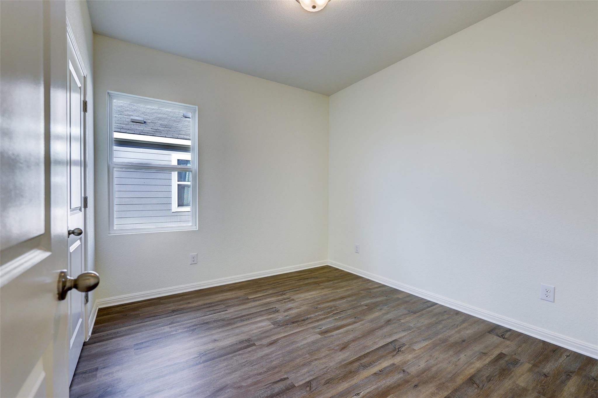 210 Seneca Loop Property Photo 14