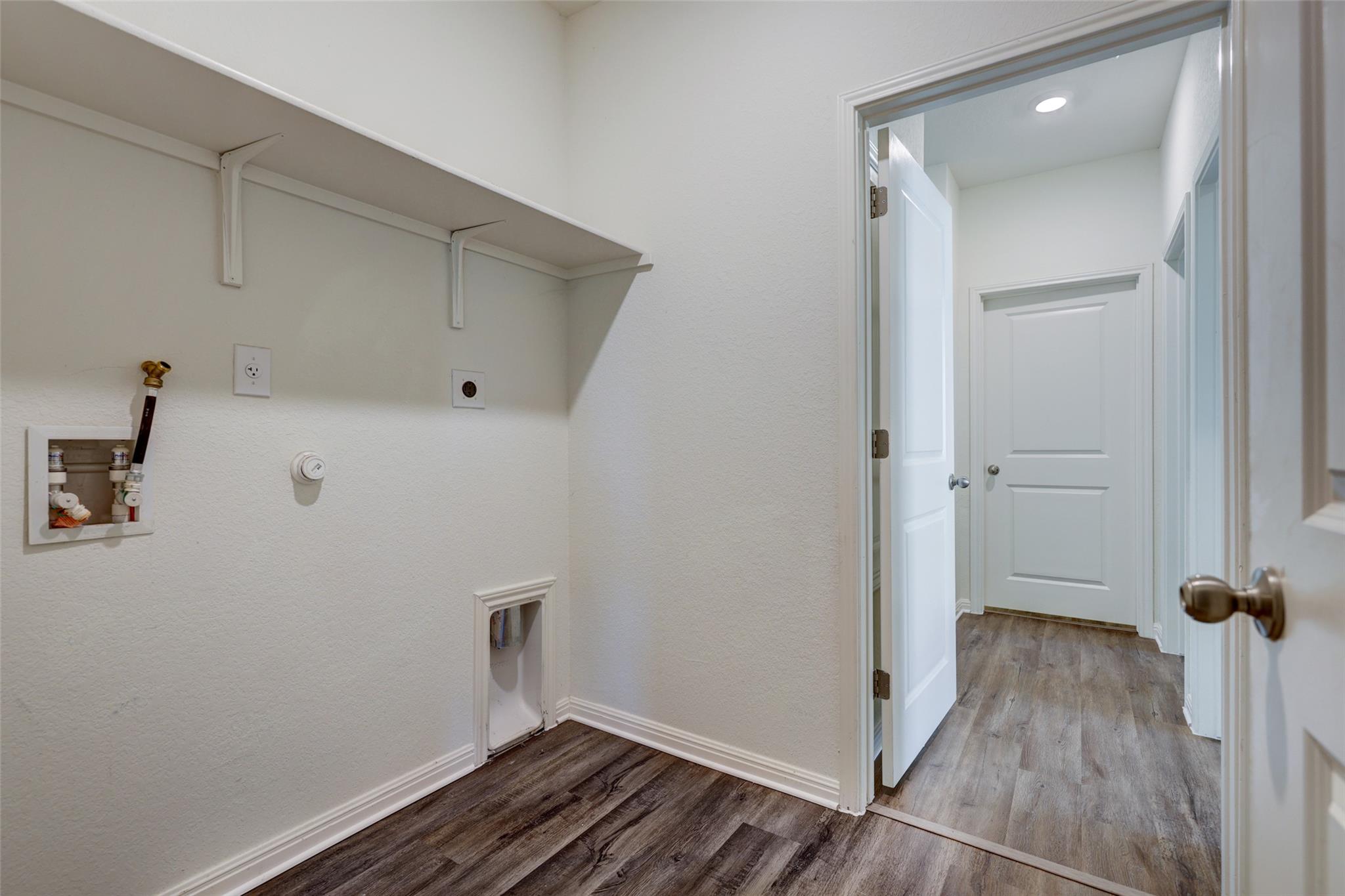 210 Seneca Loop Property Photo 15