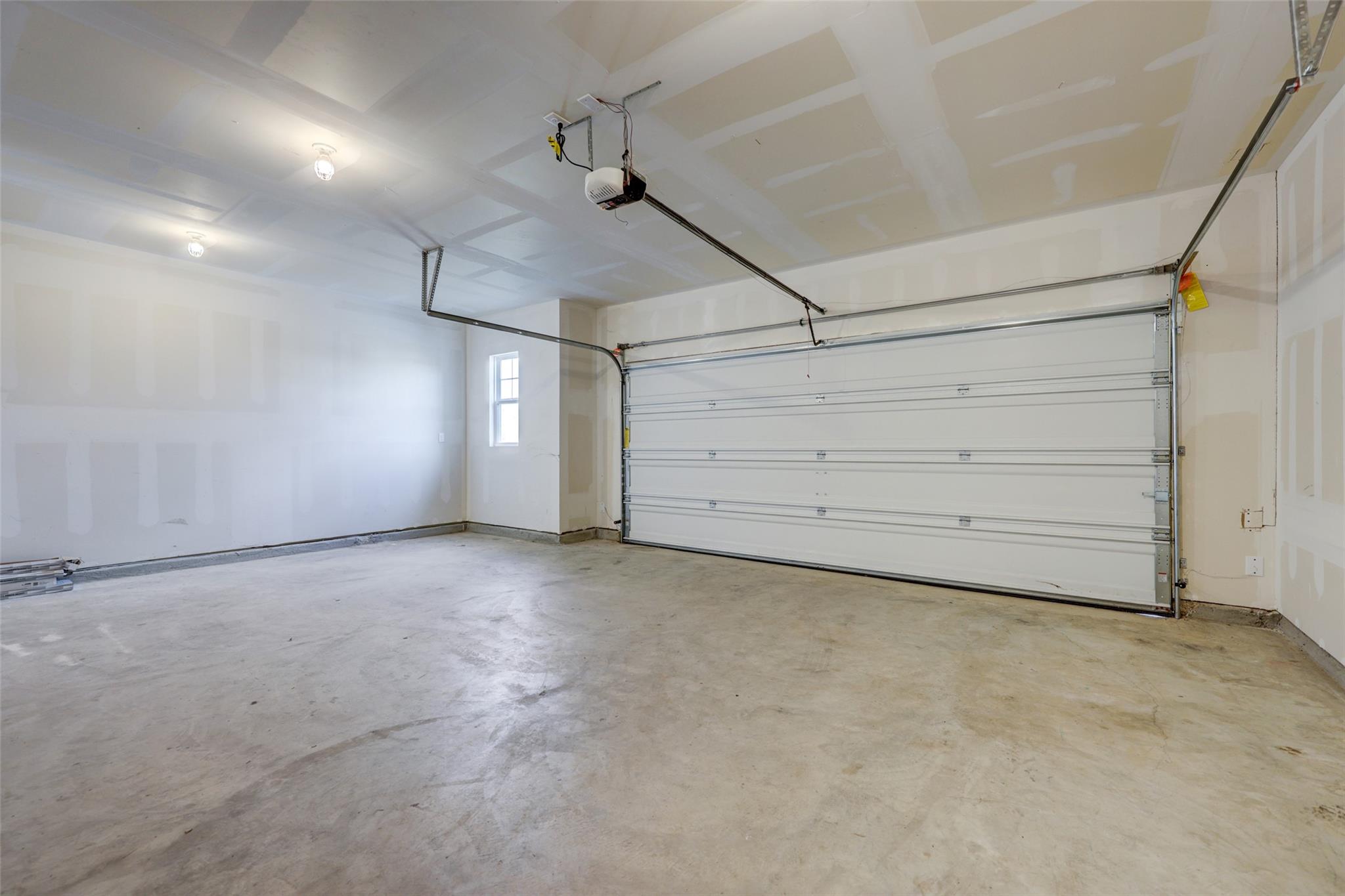 210 Seneca Loop Property Photo 16