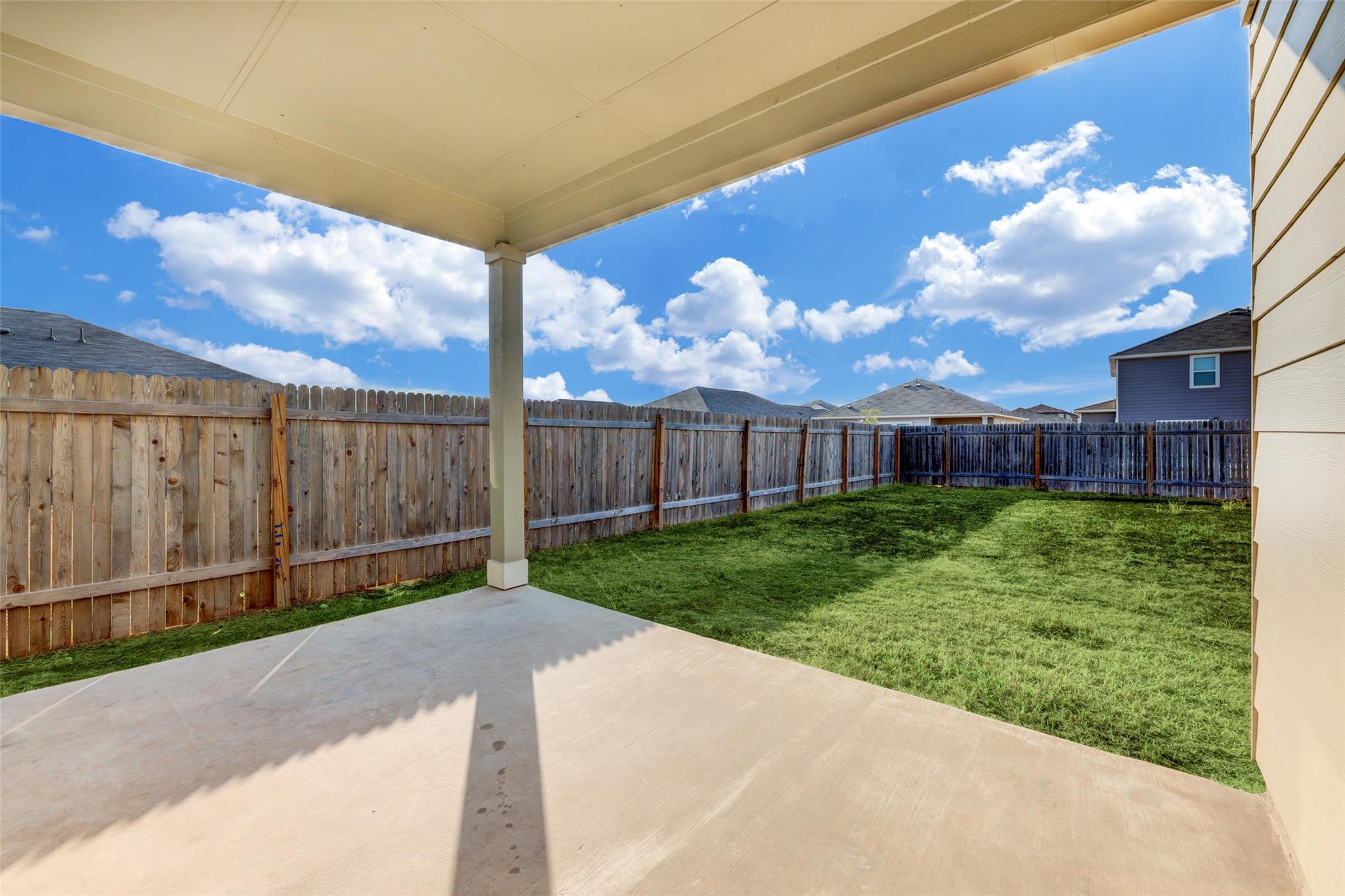 210 Seneca Loop Property Photo 17