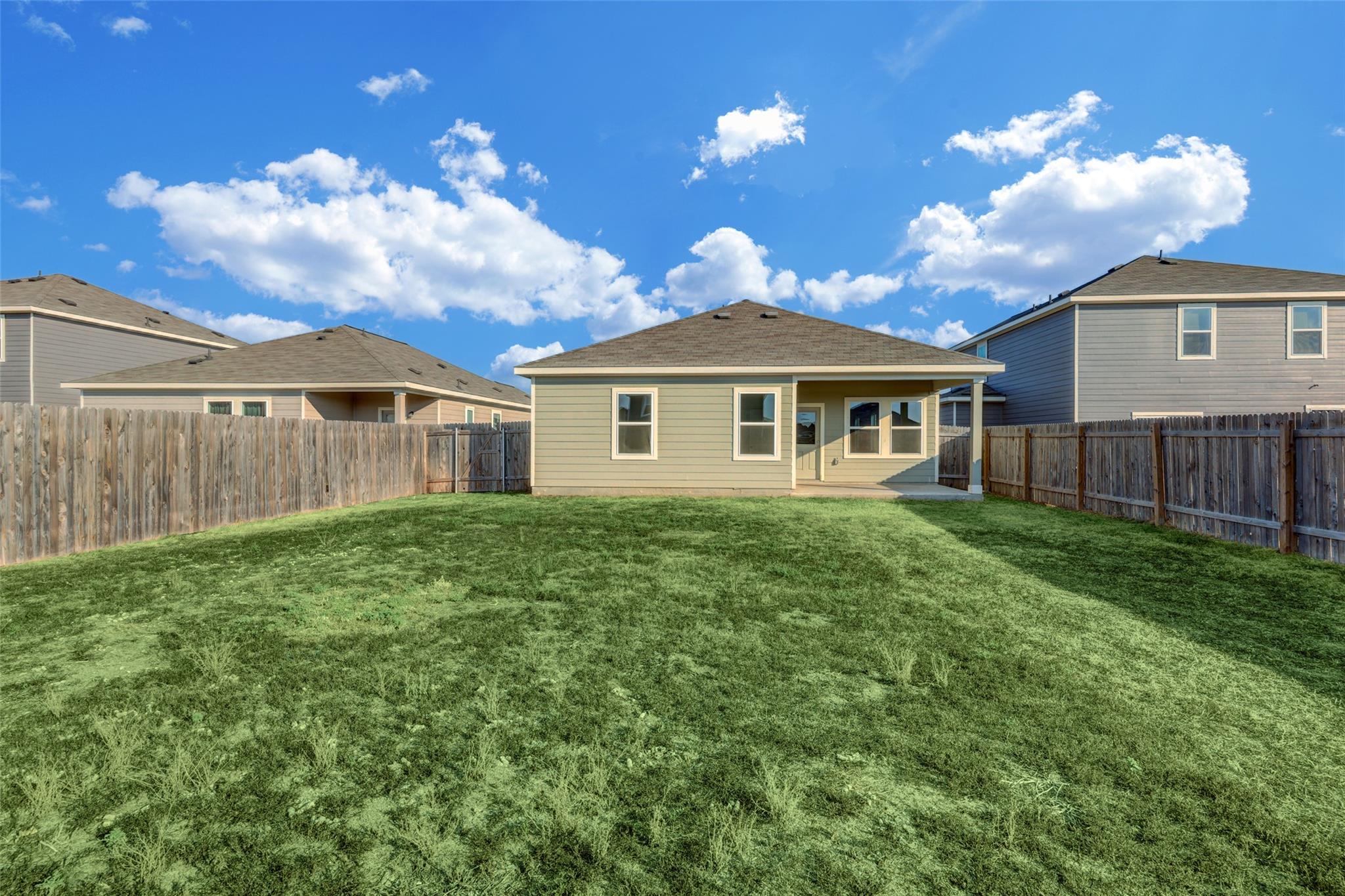 210 Seneca Loop Property Photo 18