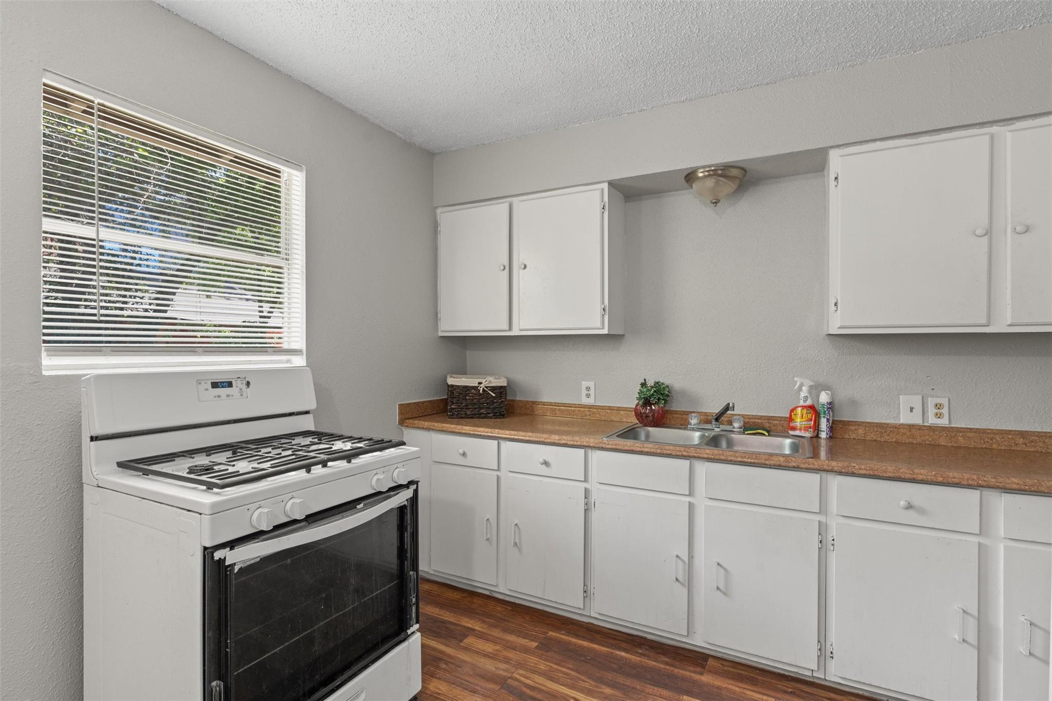 203 E Anderson Ave A Property Photo 6