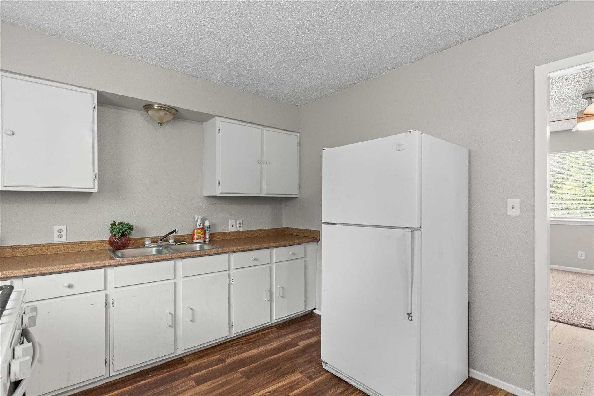 203 E Anderson Ave A Property Photo 7