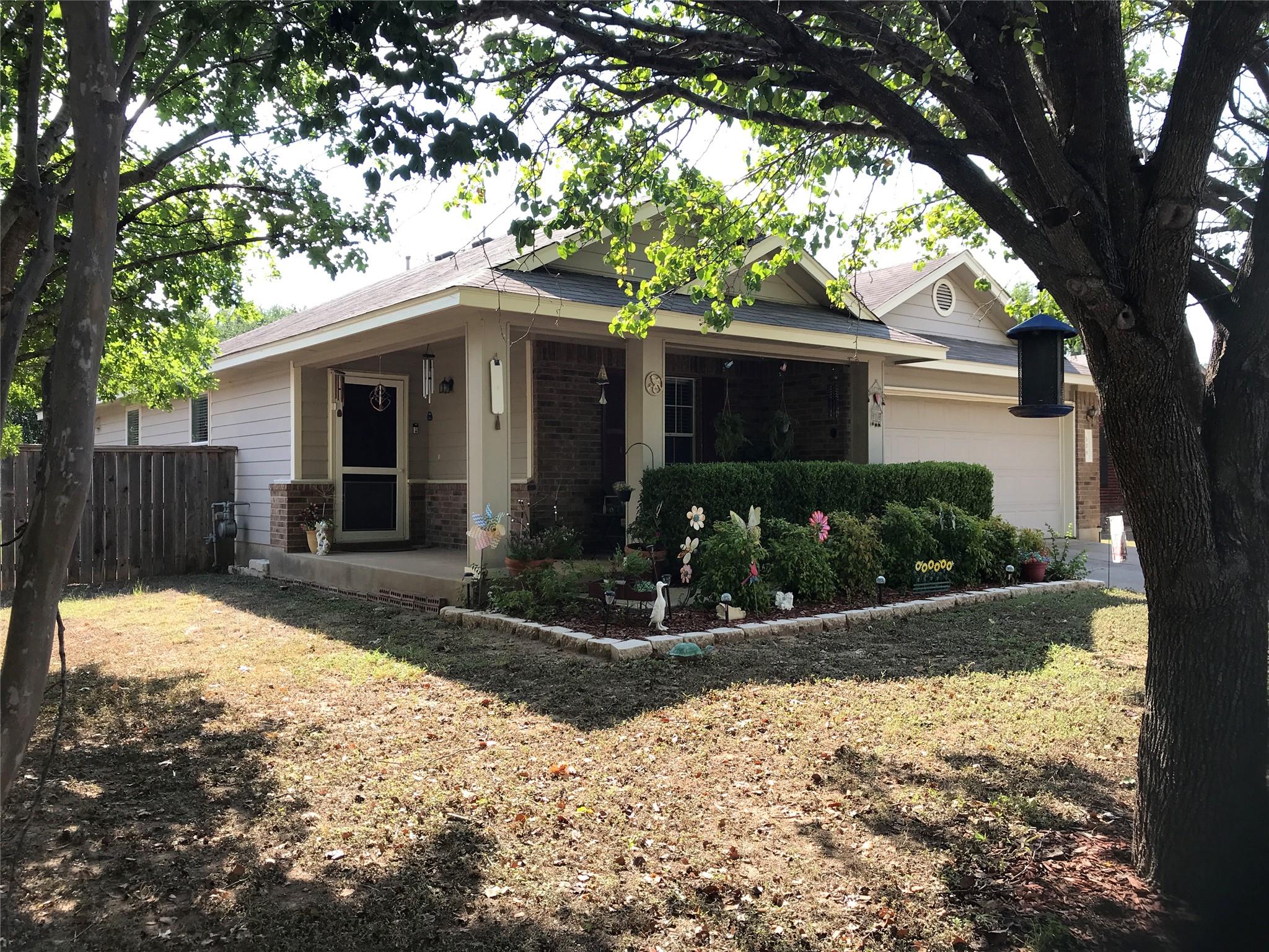 309 Nicole Way Property Photo 1