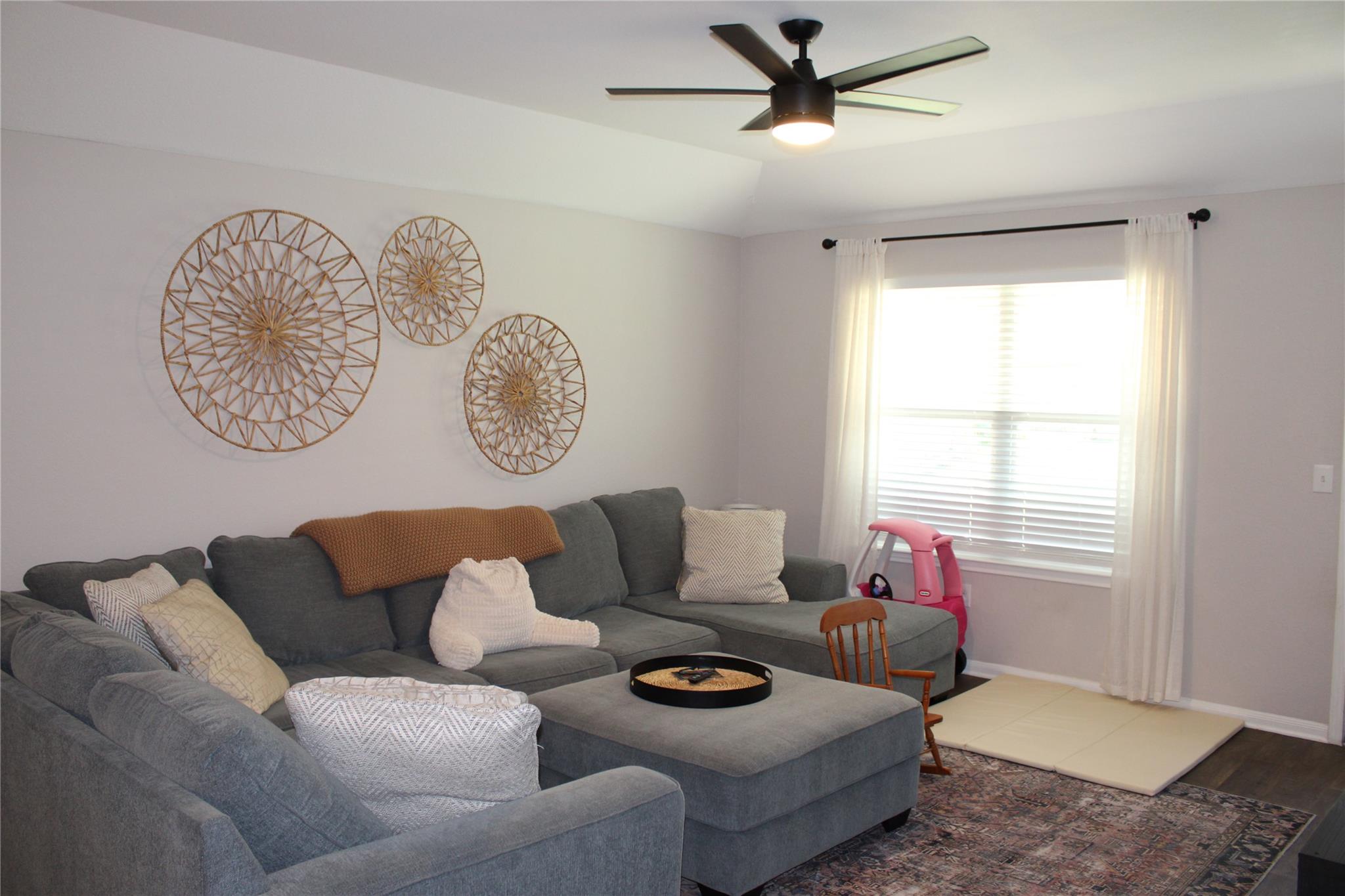 12217 Riprap Dr Property Photo 10