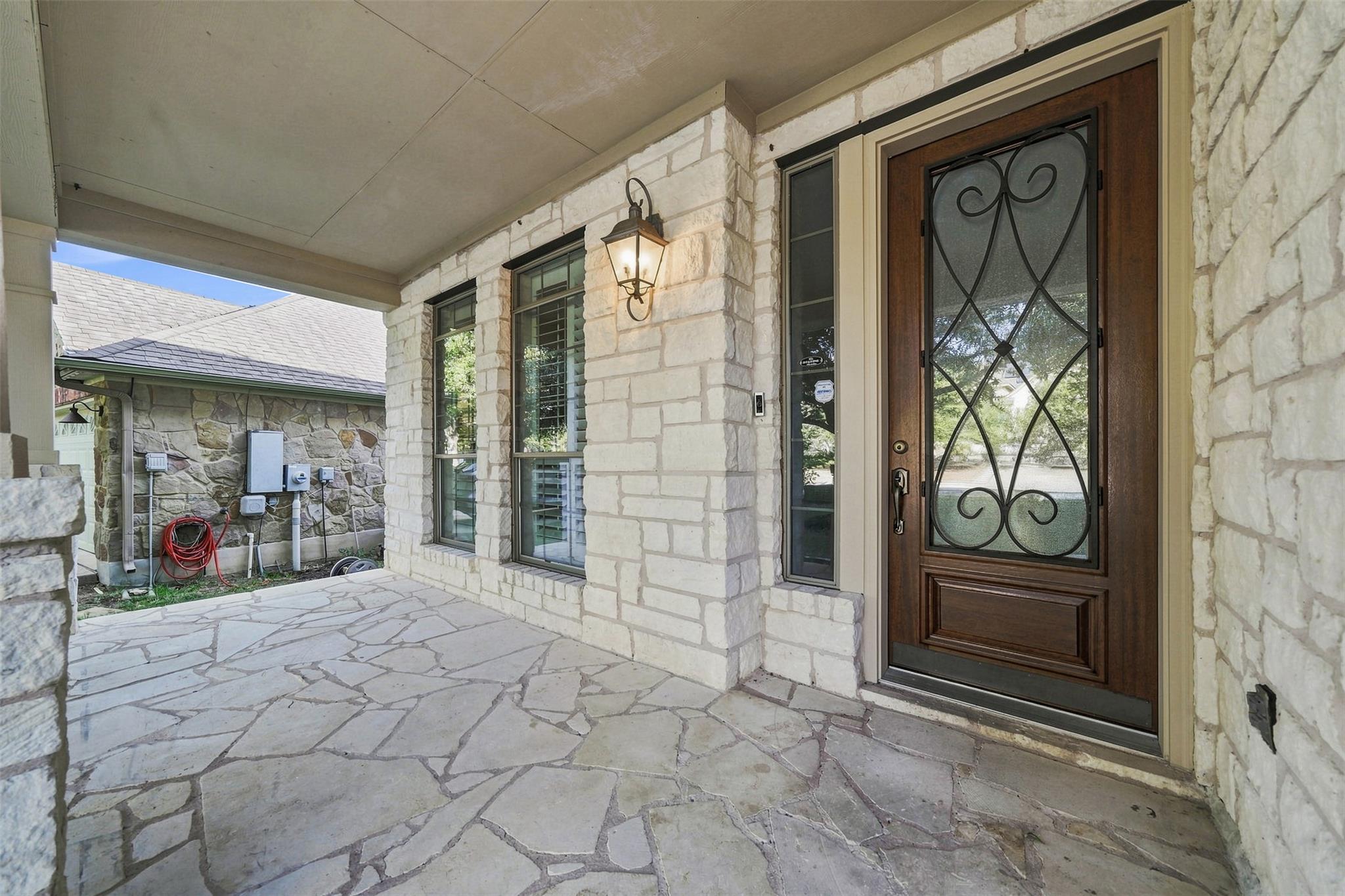 8017 Ladera Verde Dr Property Photo 2