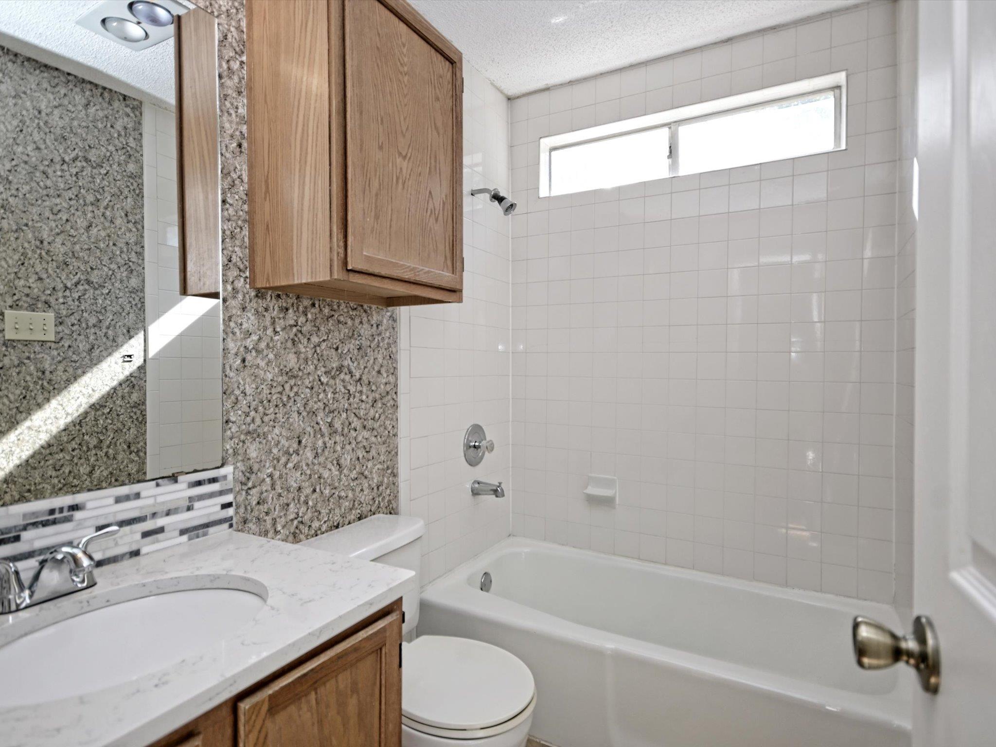 511 Cutty Trl #a Property Photo 17