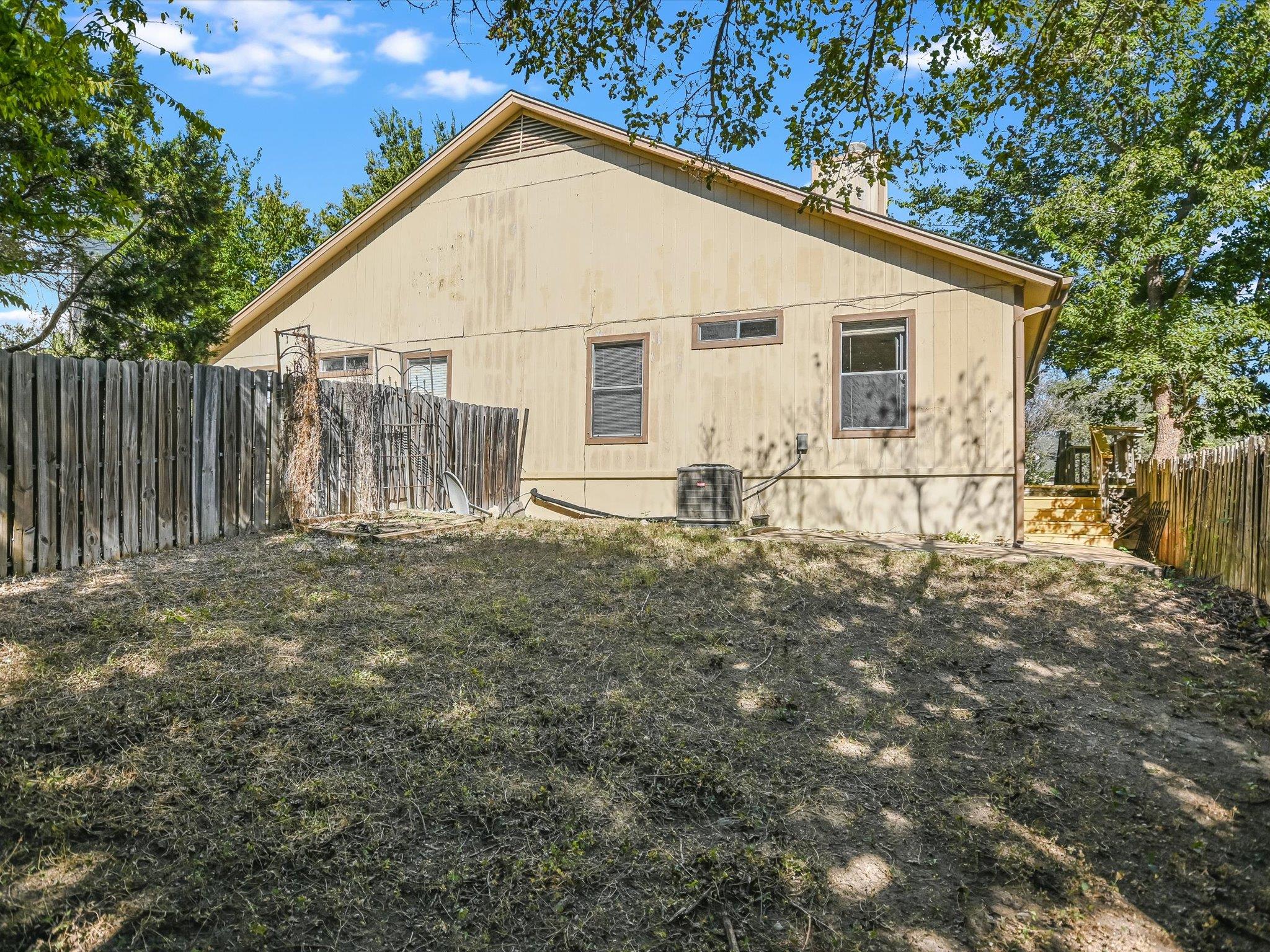 511 Cutty Trl #a Property Photo 21