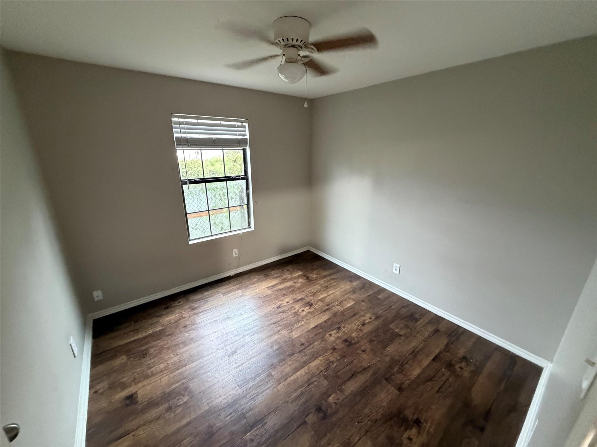 830 W Hutchins Pl Property Photo 6