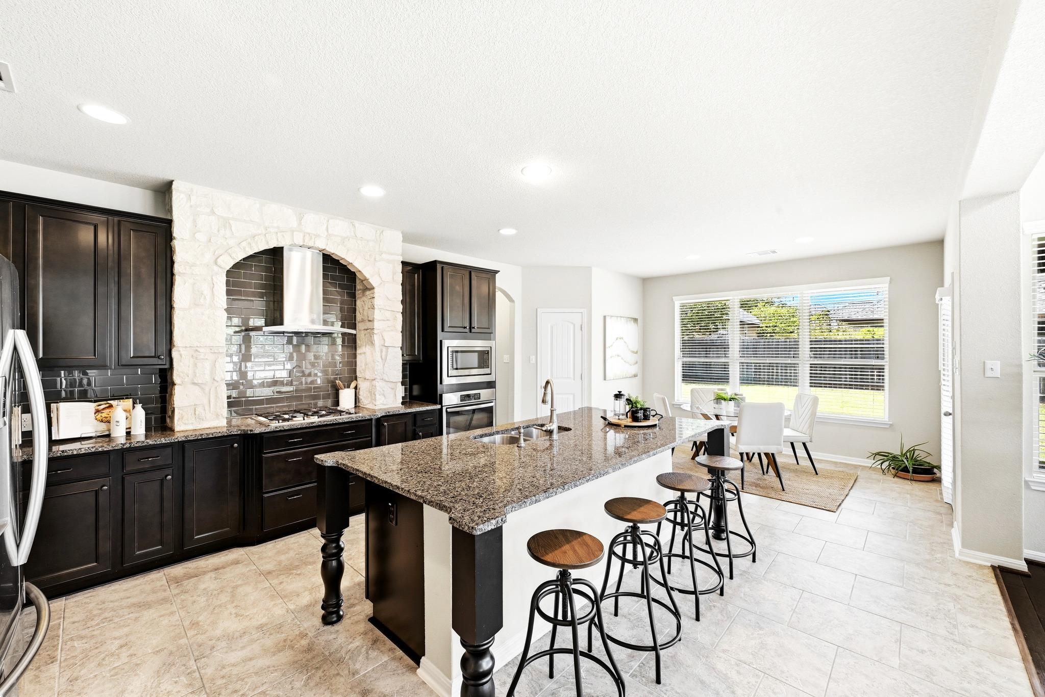 3309 Pasqueflower Pass Property Photo 11