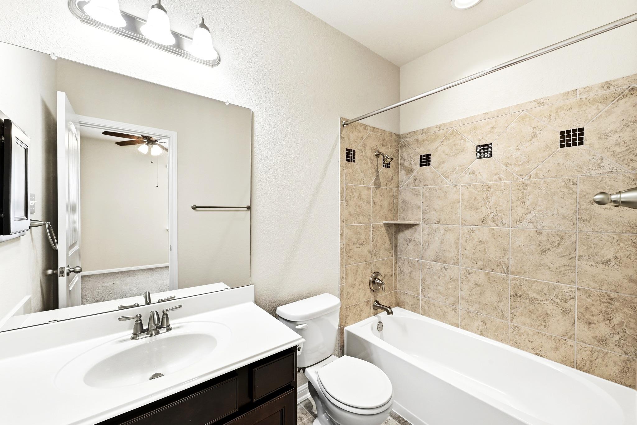 3309 Pasqueflower Pass Property Photo 29