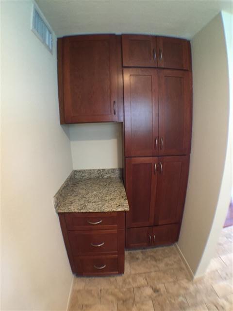 2800 Cole St 214c Property Photo 14