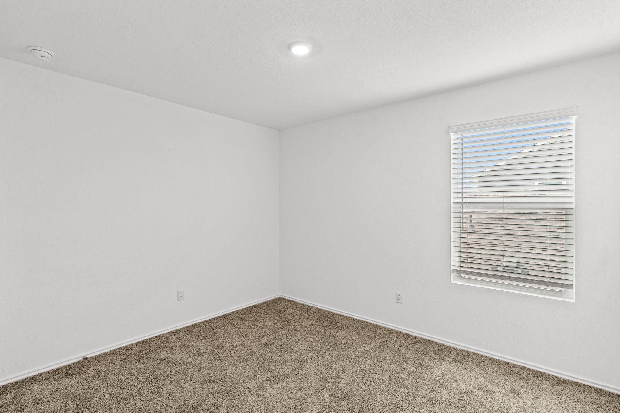 889 Powell St Property Photo 20