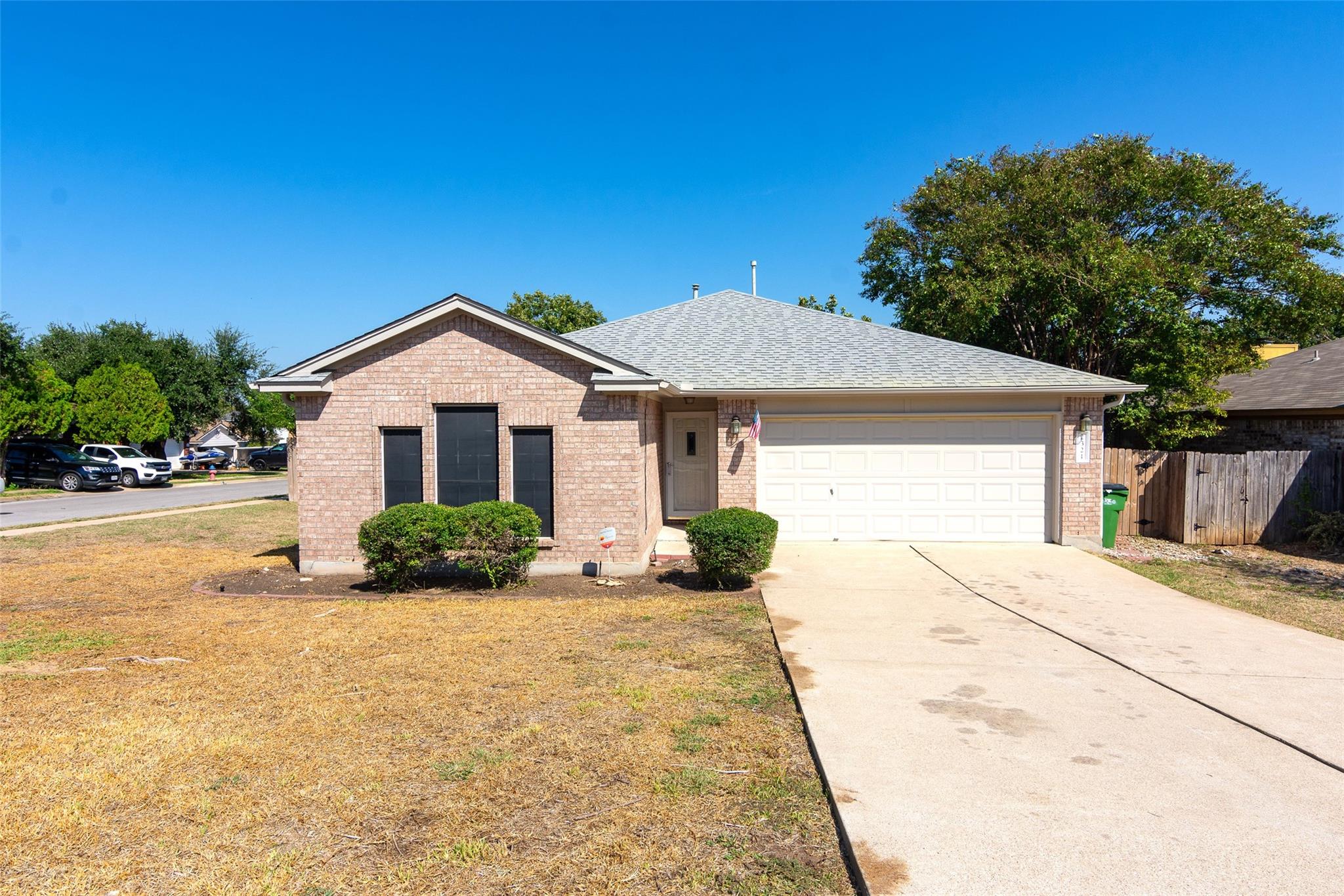 2321 Friarcreek Loop Property Photo 1