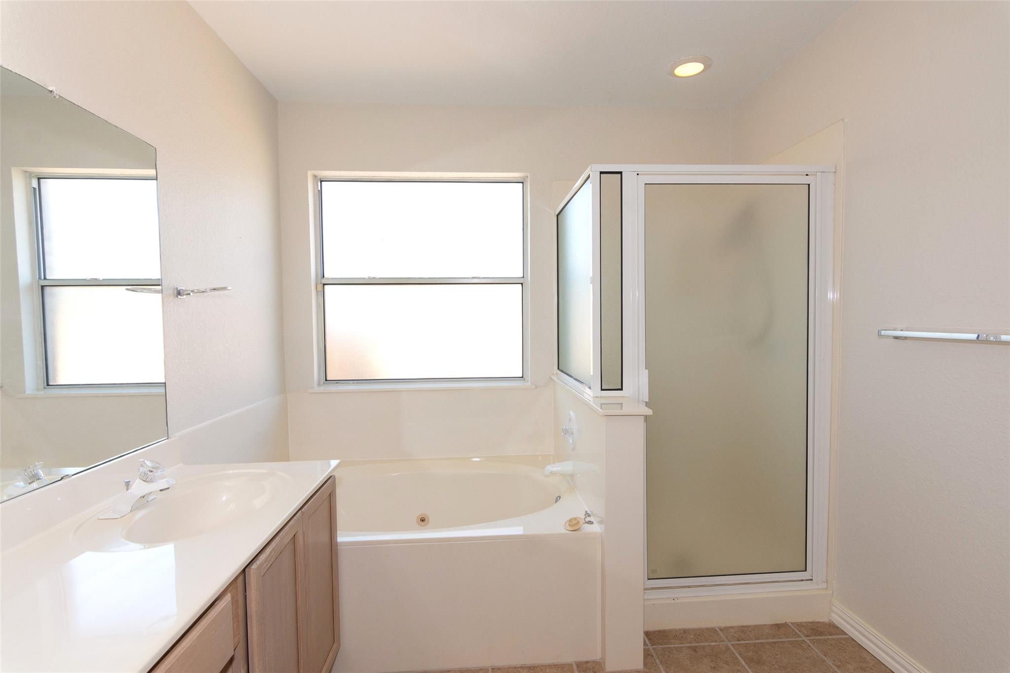 2321 Friarcreek Loop Property Photo 17