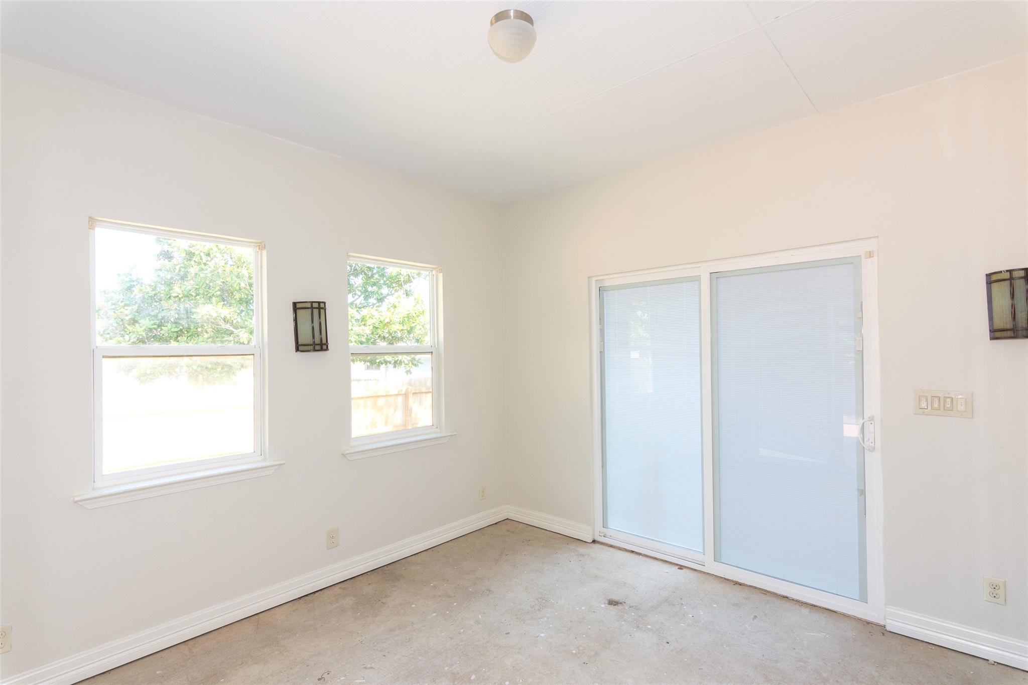 2321 Friarcreek Loop Property Photo 26