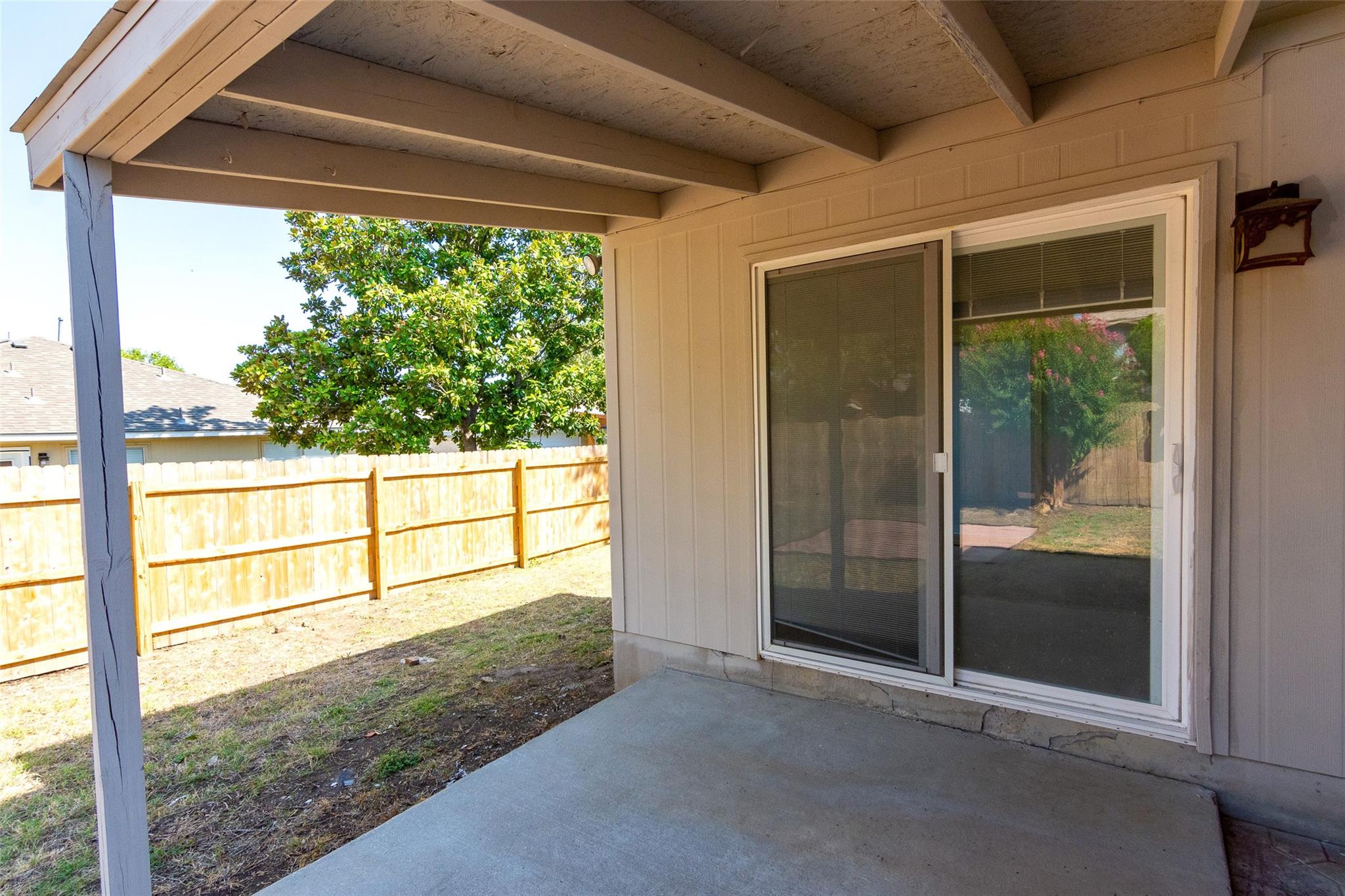 2321 Friarcreek Loop Property Photo 27