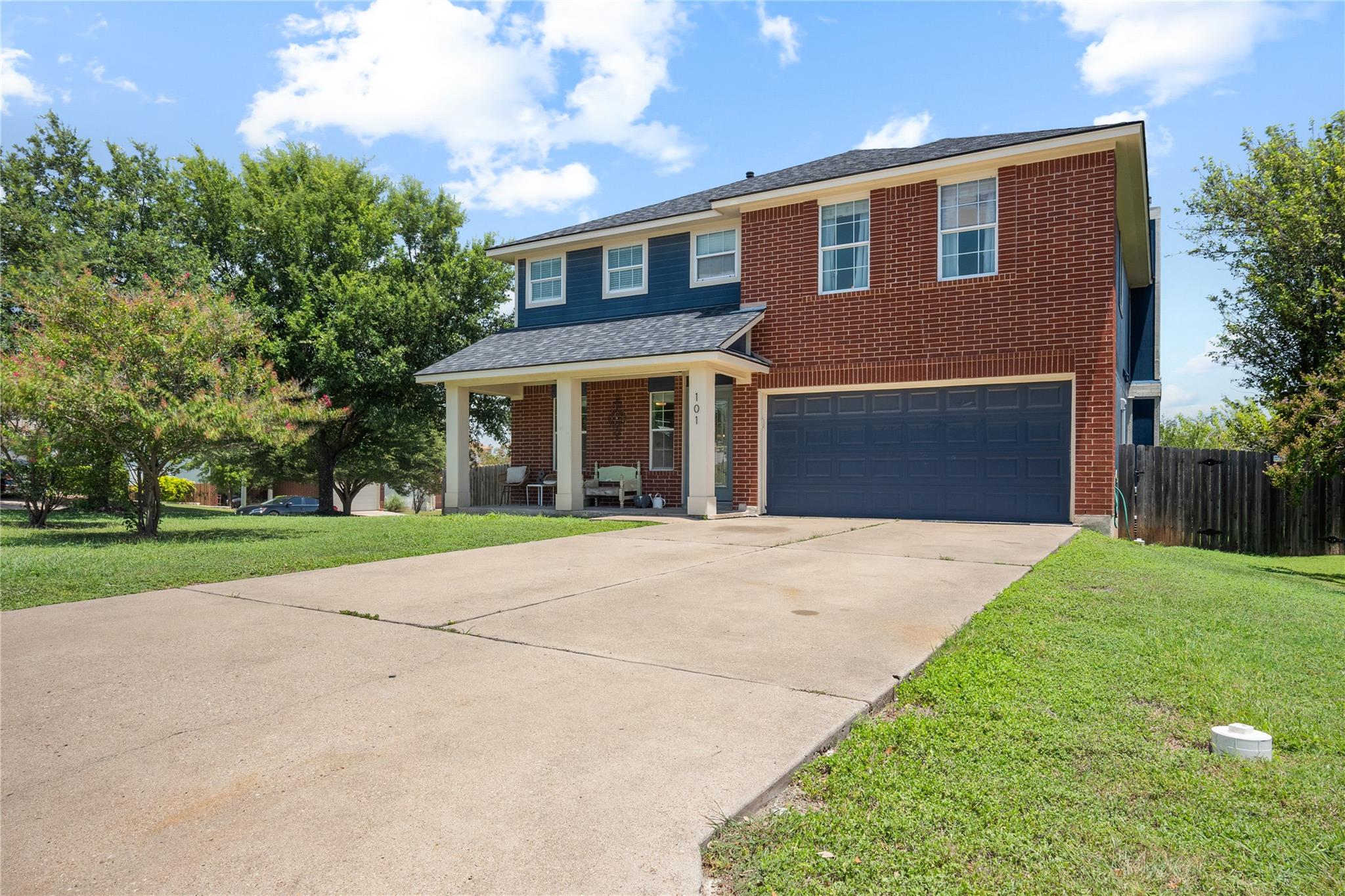101 Toby Trl Property Photo 2