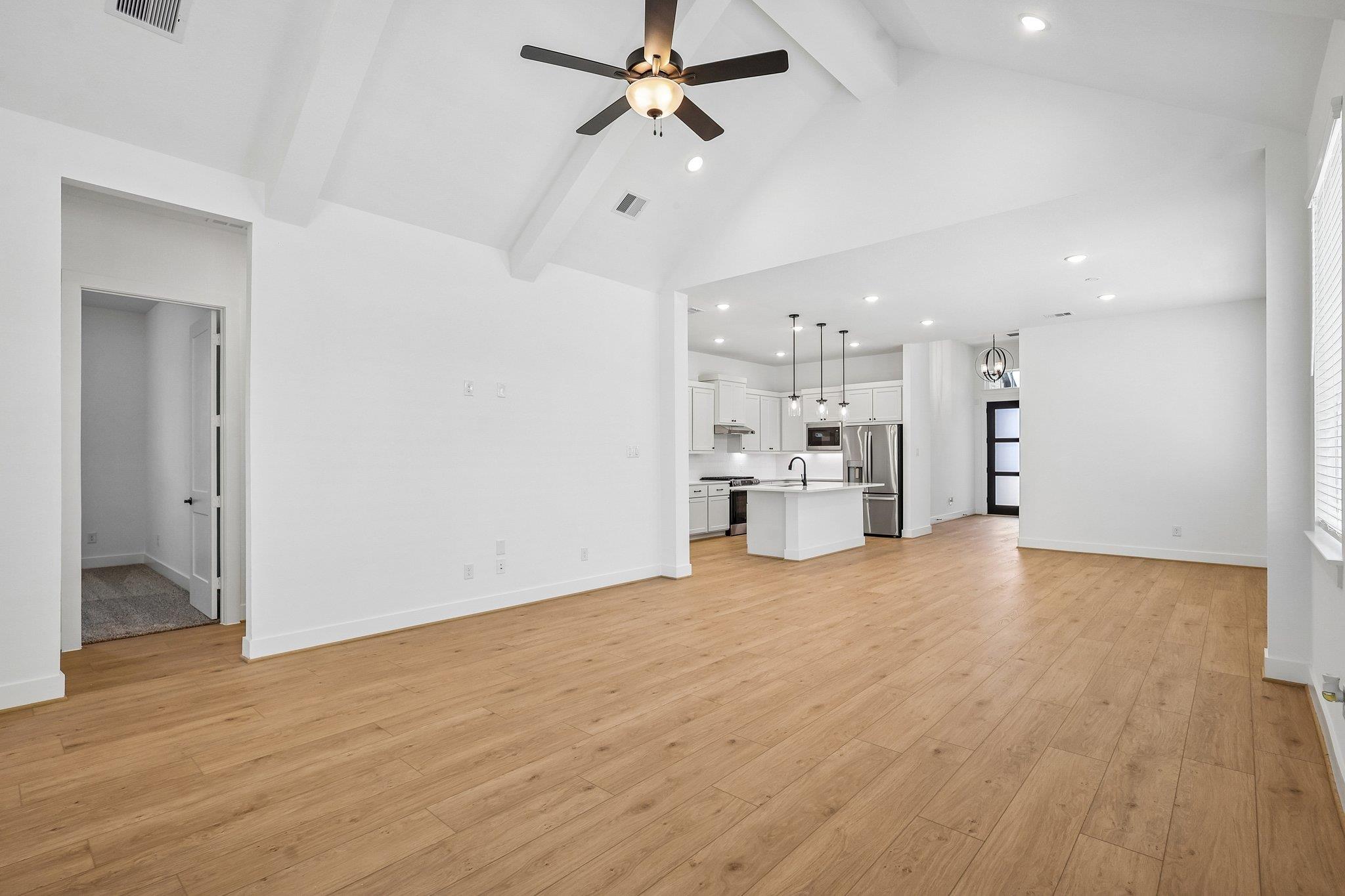 17804 Rolling Dr Property Photo 12