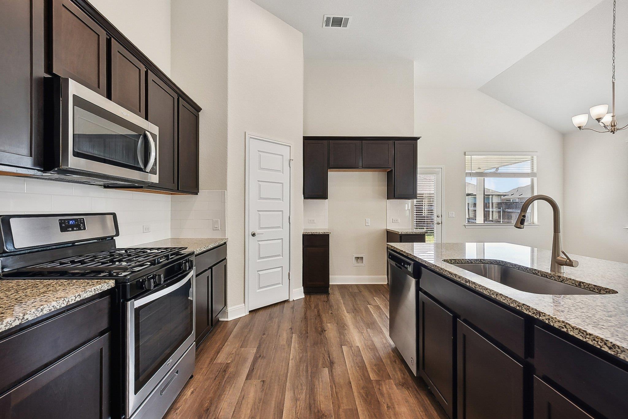 16705 Marcello Dr Property Photo 9
