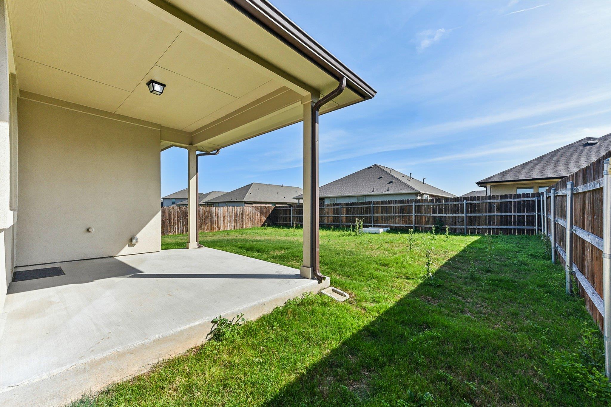 16705 Marcello Dr Property Photo 15