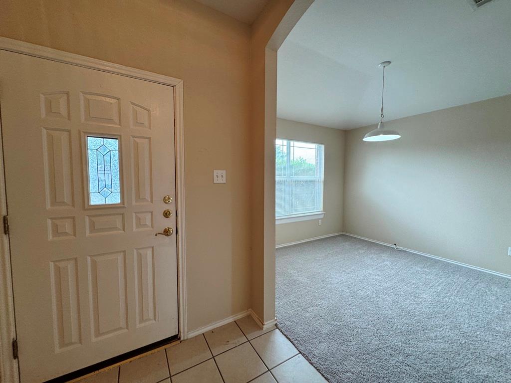 209 Katy B Ln Property Photo 3