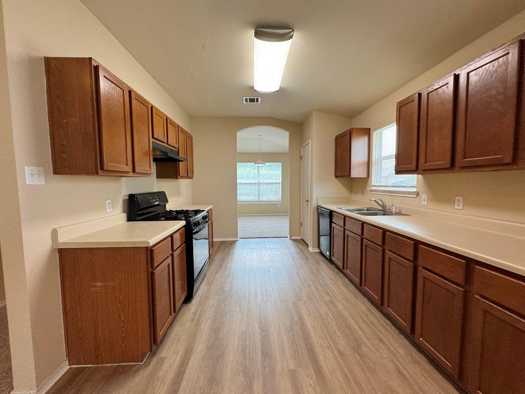 209 Katy B Ln Property Photo 9