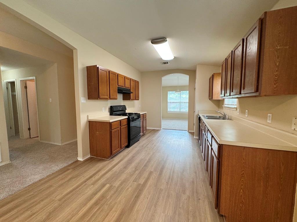 209 Katy B Ln Property Photo 10