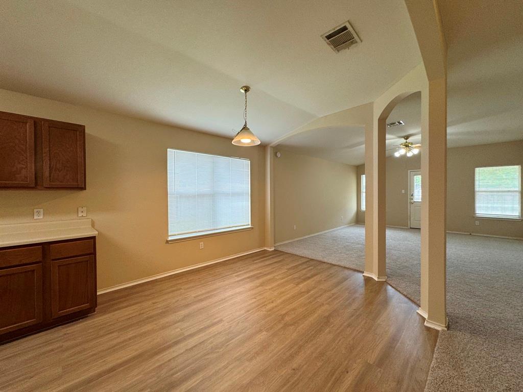 209 Katy B Ln Property Photo 11