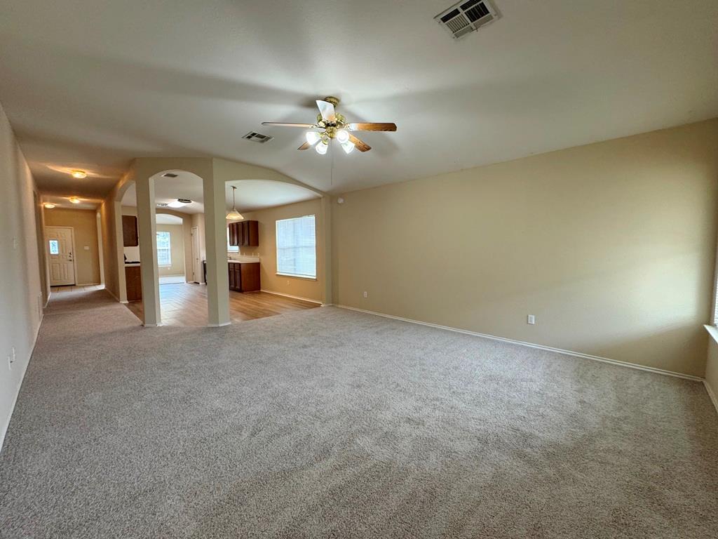 209 Katy B Ln Property Photo 14