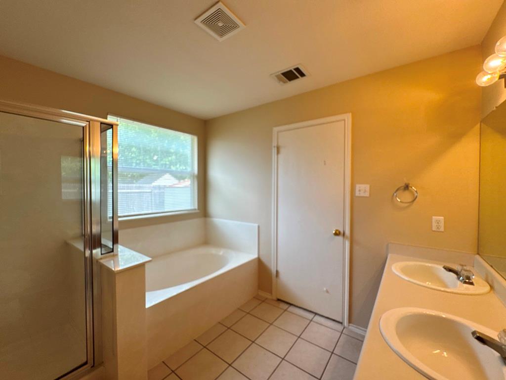 209 Katy B Ln Property Photo 37