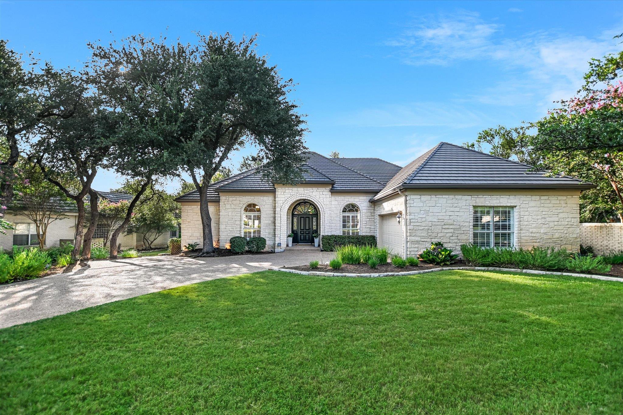 7365085 Property Photo 1