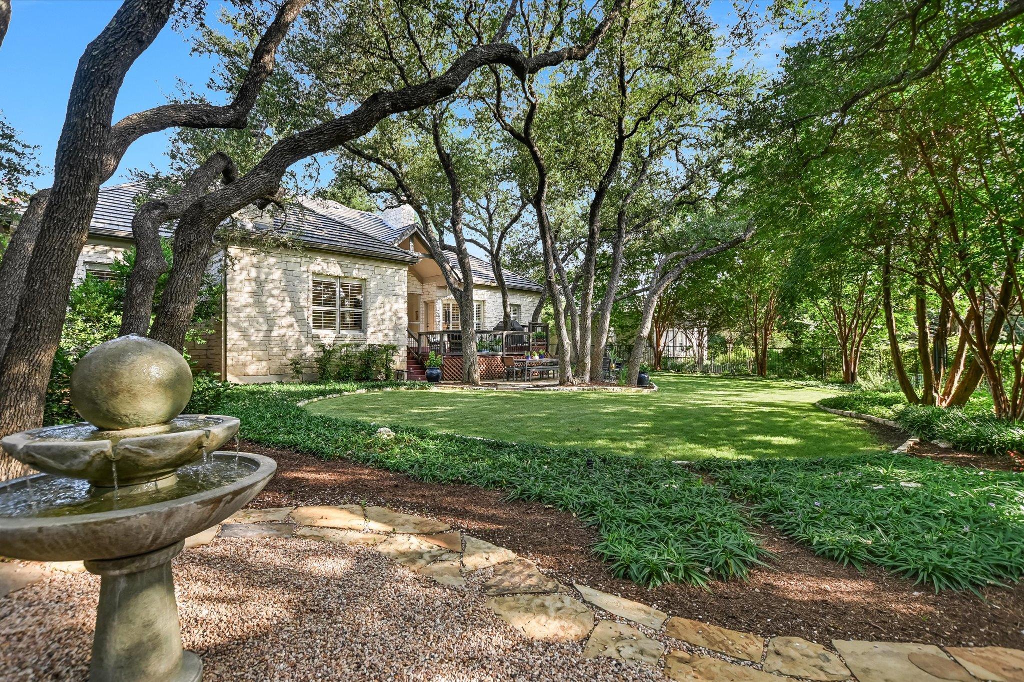 7365085 Property Photo 3