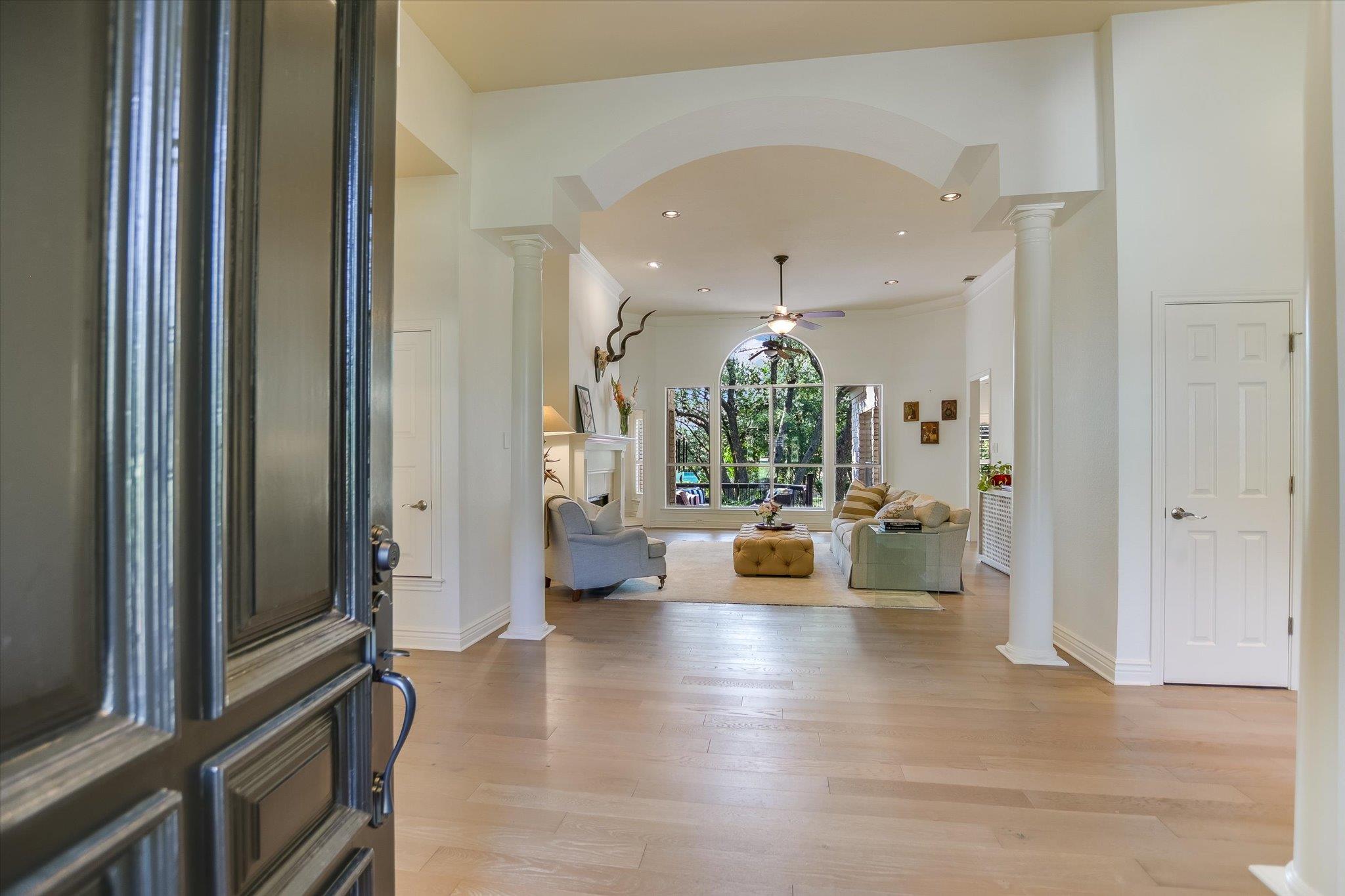 7365085 Property Photo 5