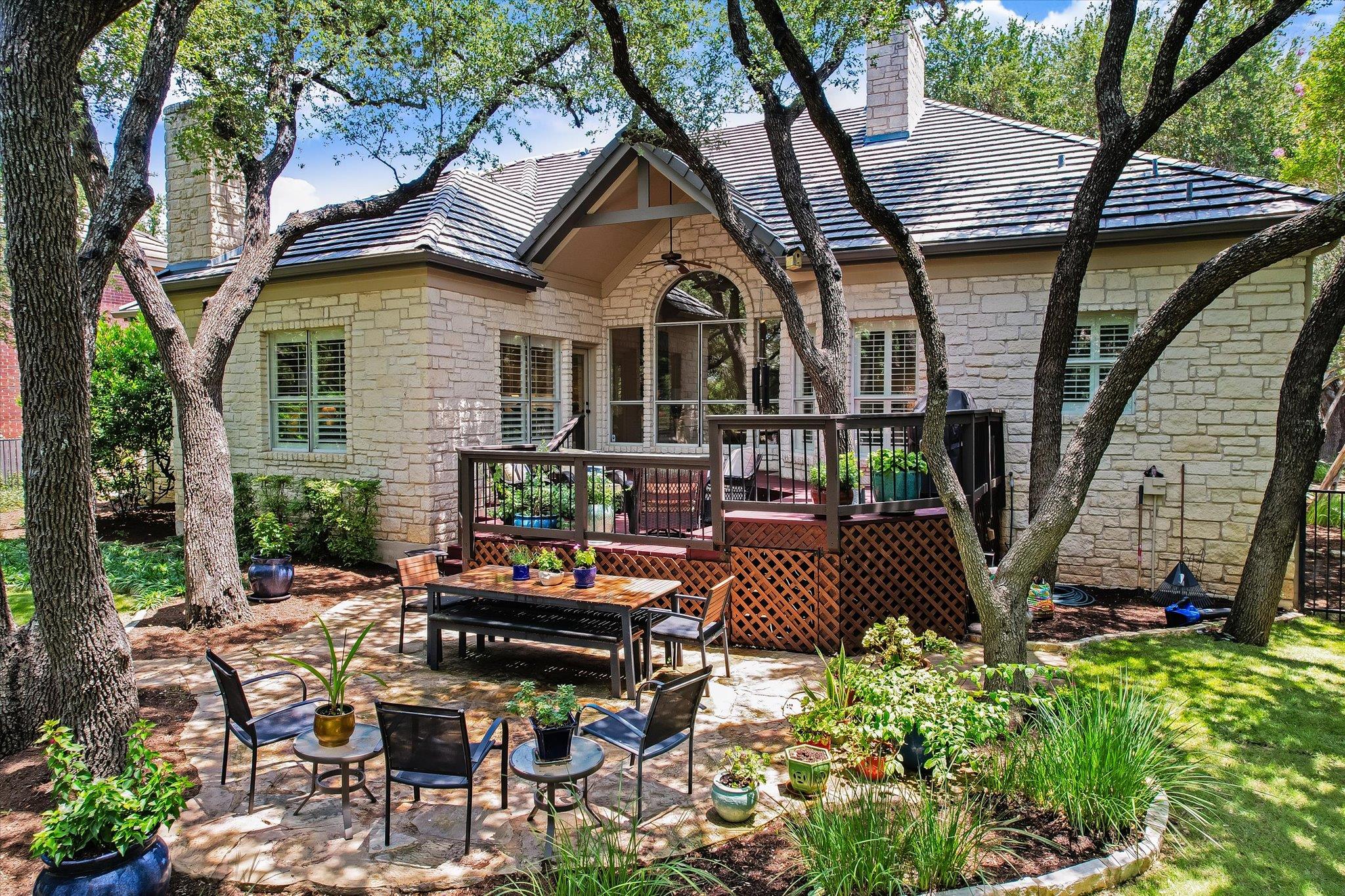 7365085 Property Photo 37