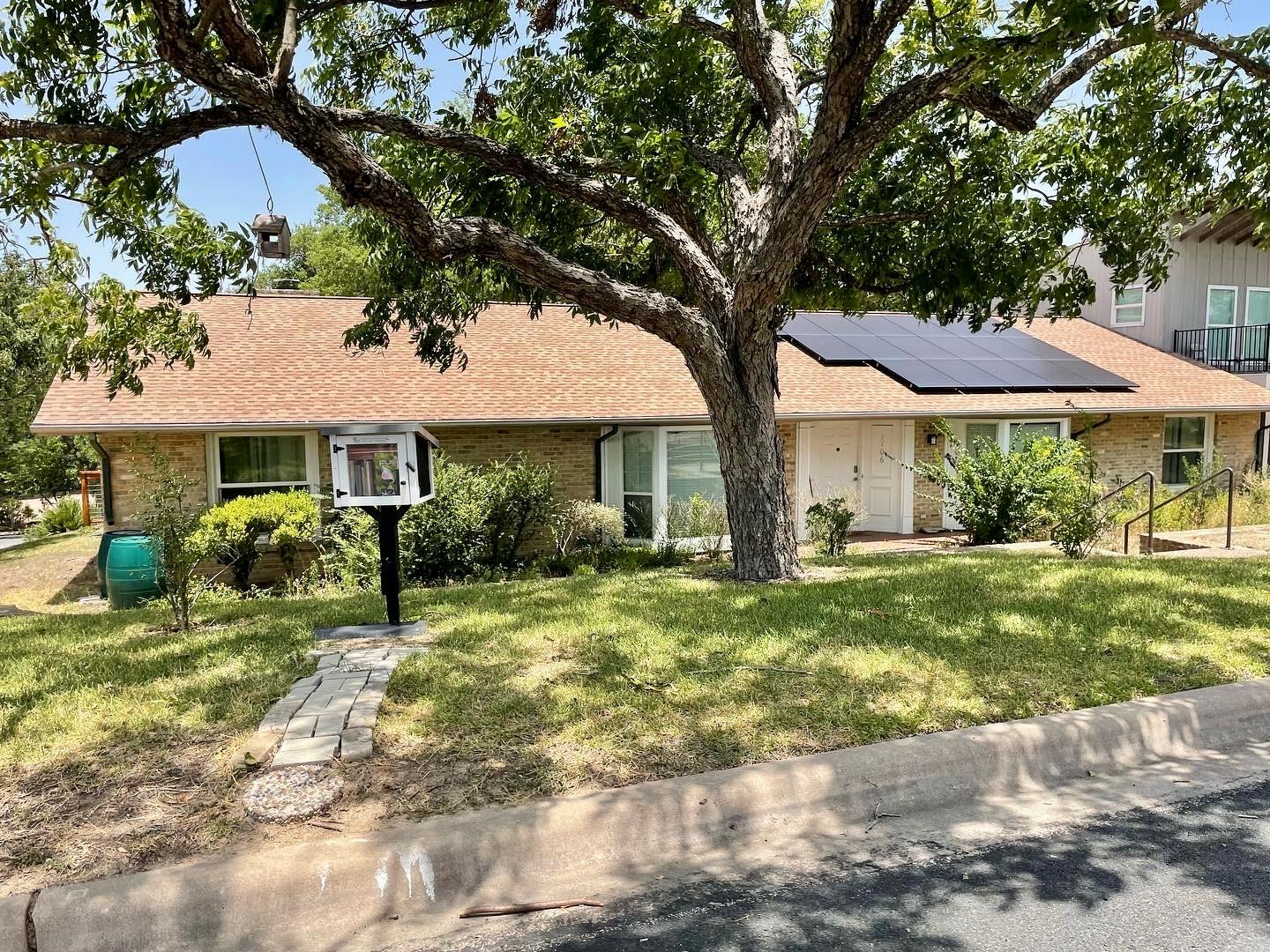 1706 Windoak Dr Property Photo 1