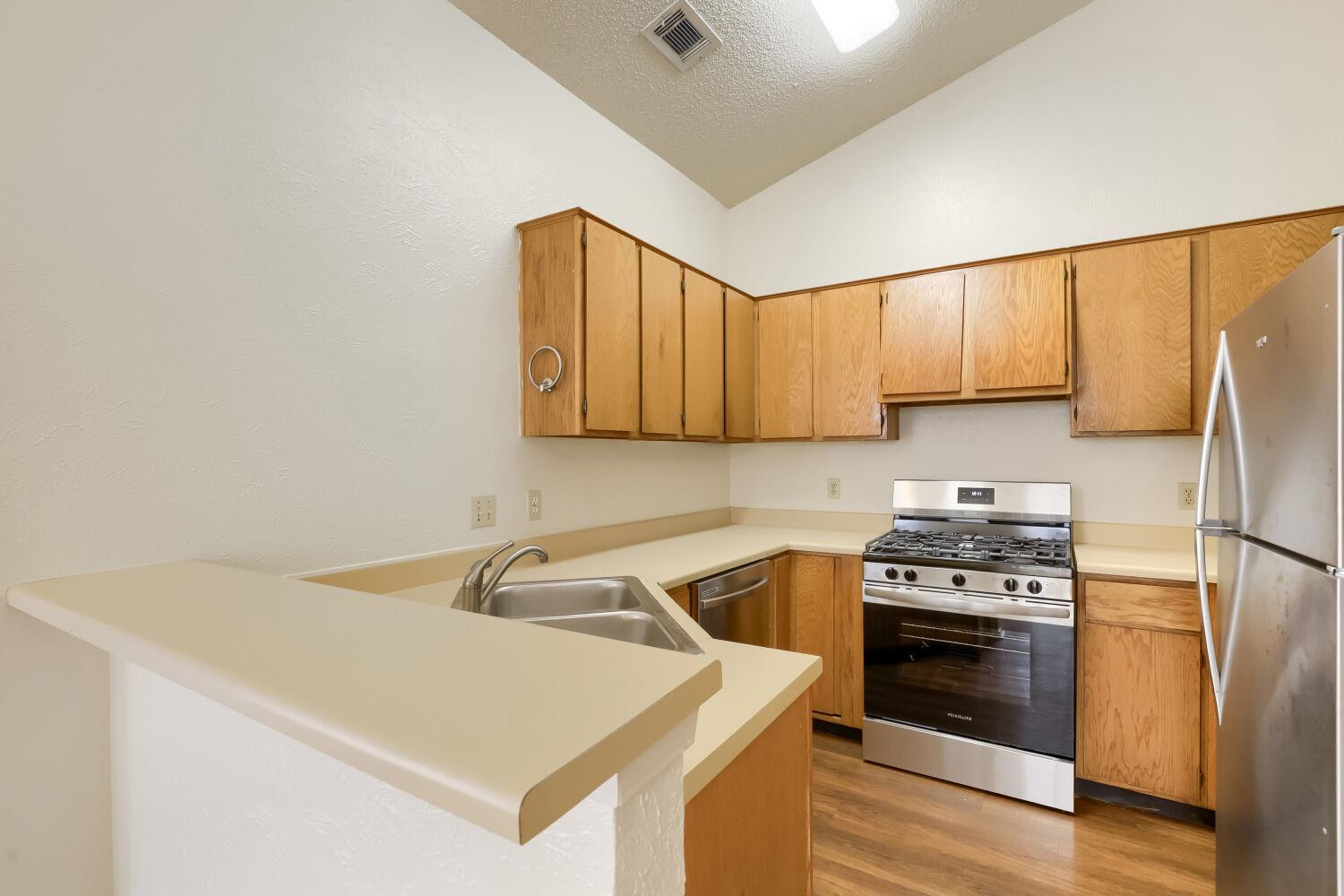 2504 Howellwood Way #a Property Photo 6