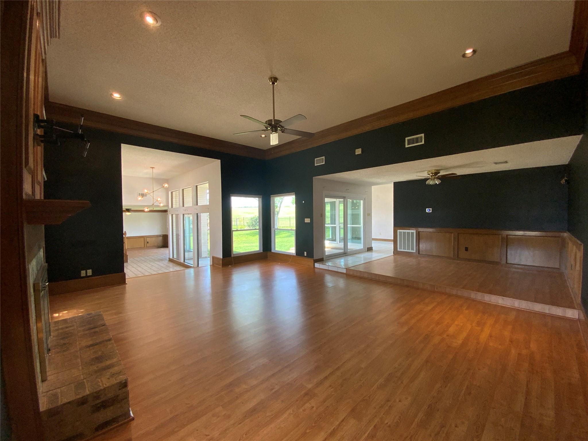 4127 Rockwood Dr Property Photo 9