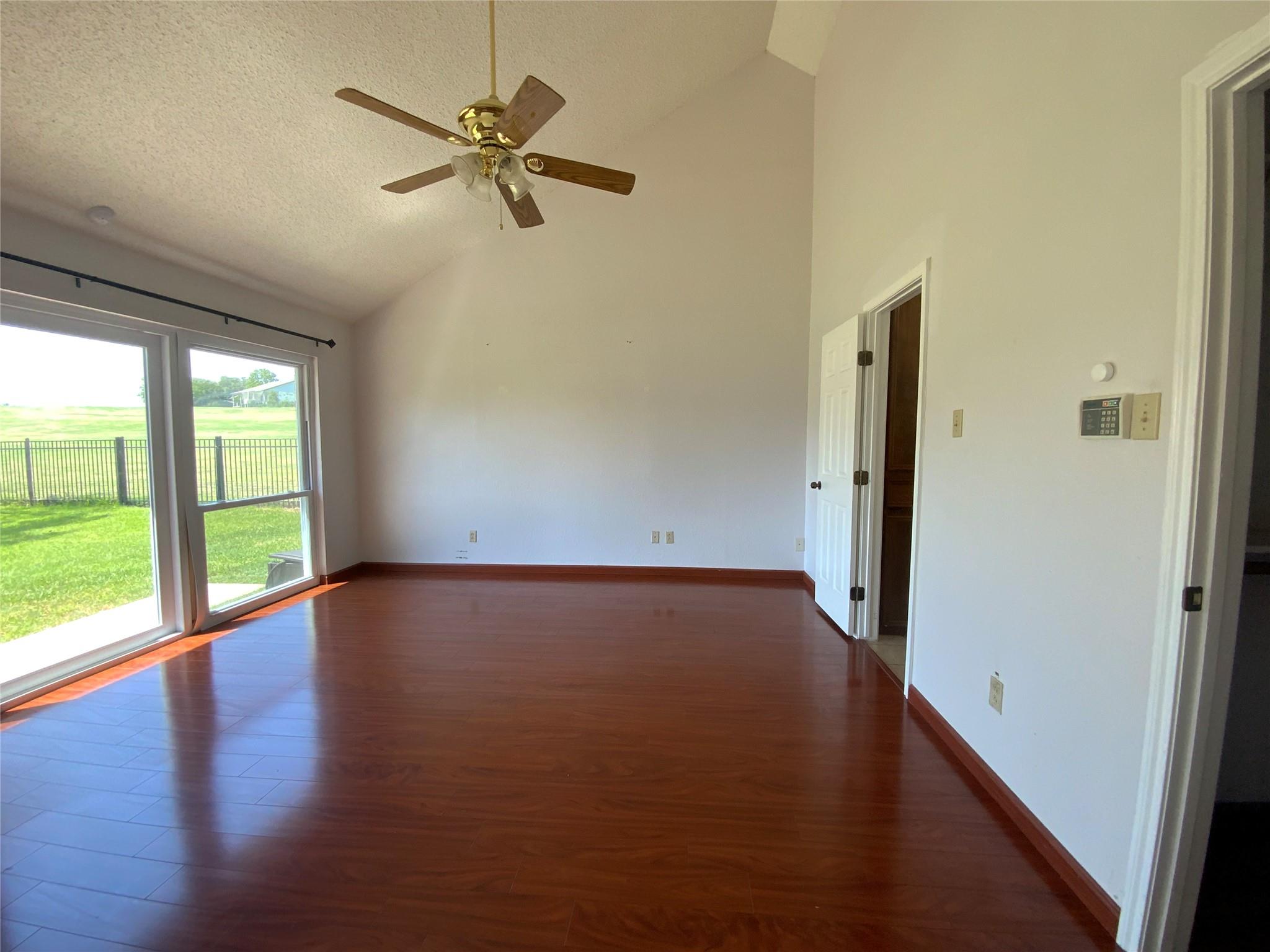 4127 Rockwood Dr Property Photo 16