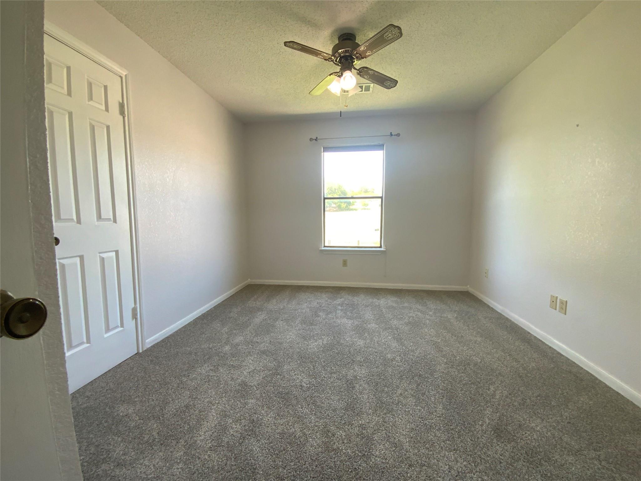 4127 Rockwood Dr Property Photo 29