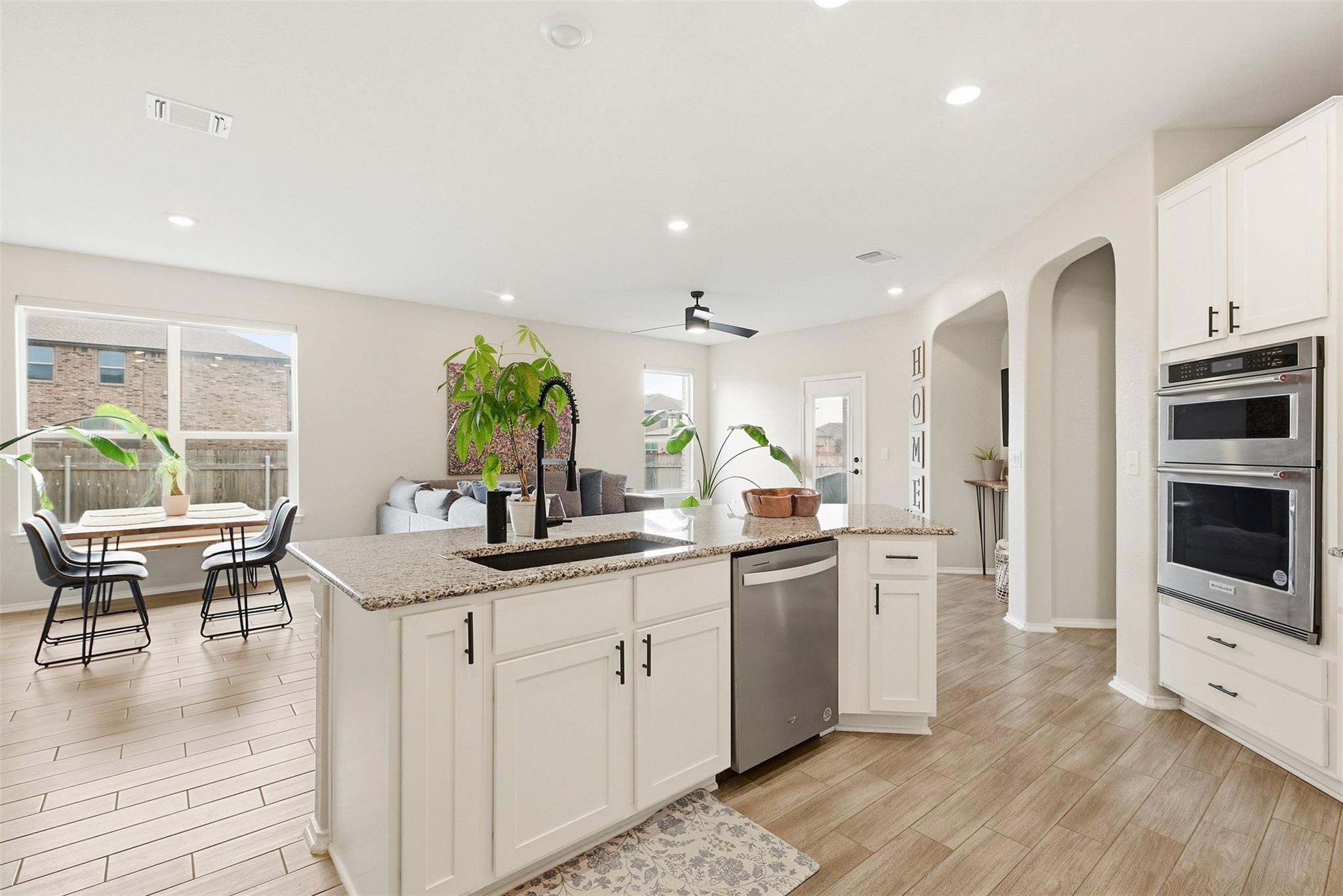 1506 Dragonfly Loop Property Photo 8