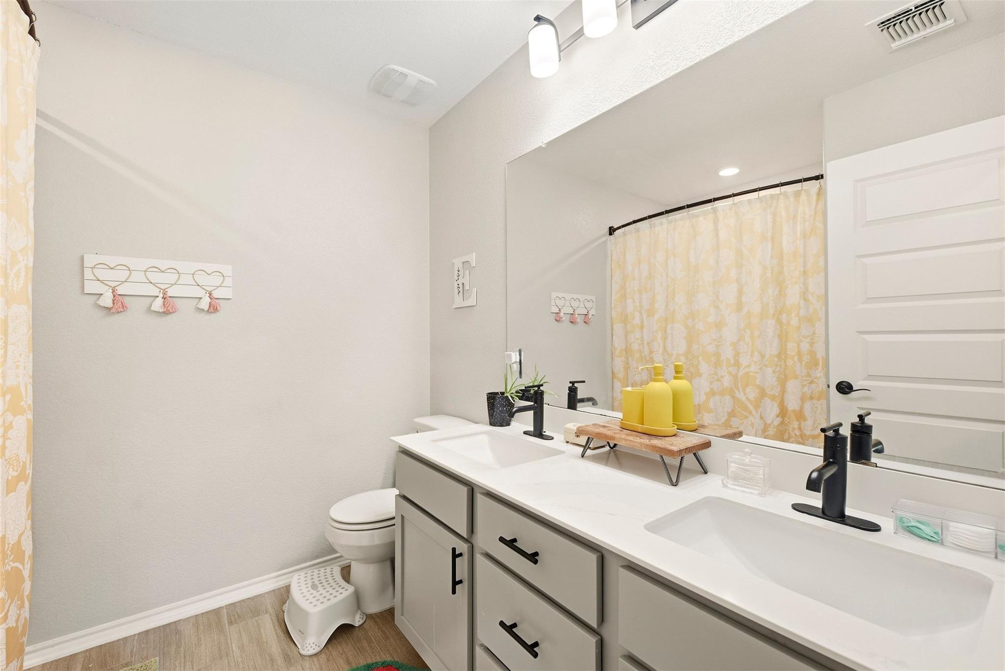 1506 Dragonfly Loop Property Photo 27