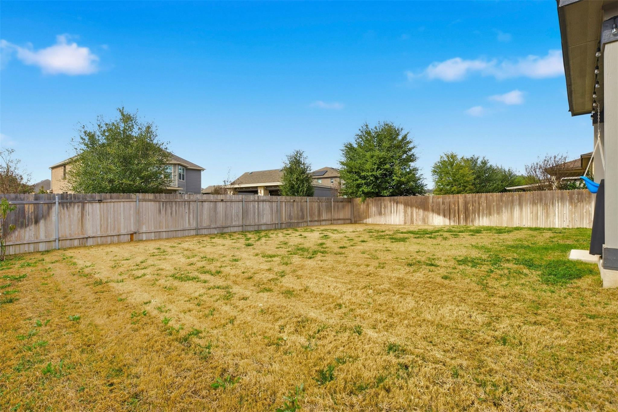 1506 Dragonfly Loop Property Photo 32
