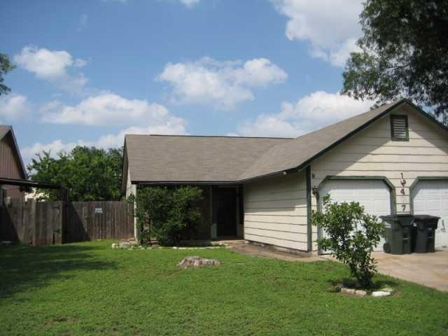 12407 Tree Line Dr #b Property Photo 1