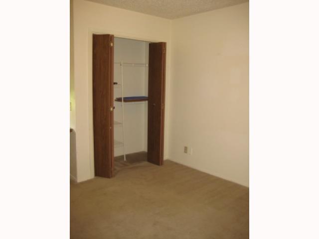 12407 Tree Line Dr #b Property Photo 9