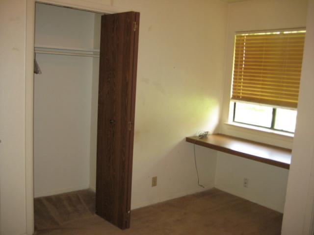 12407 Tree Line Dr #b Property Photo 10