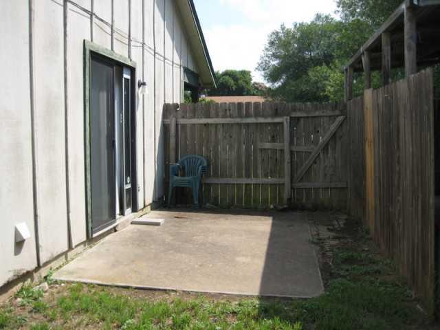 12407 Tree Line Dr #b Property Photo 15