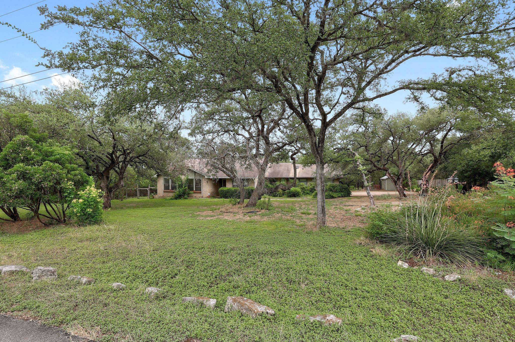 12403 Shady Acres Dr Property Photo 2