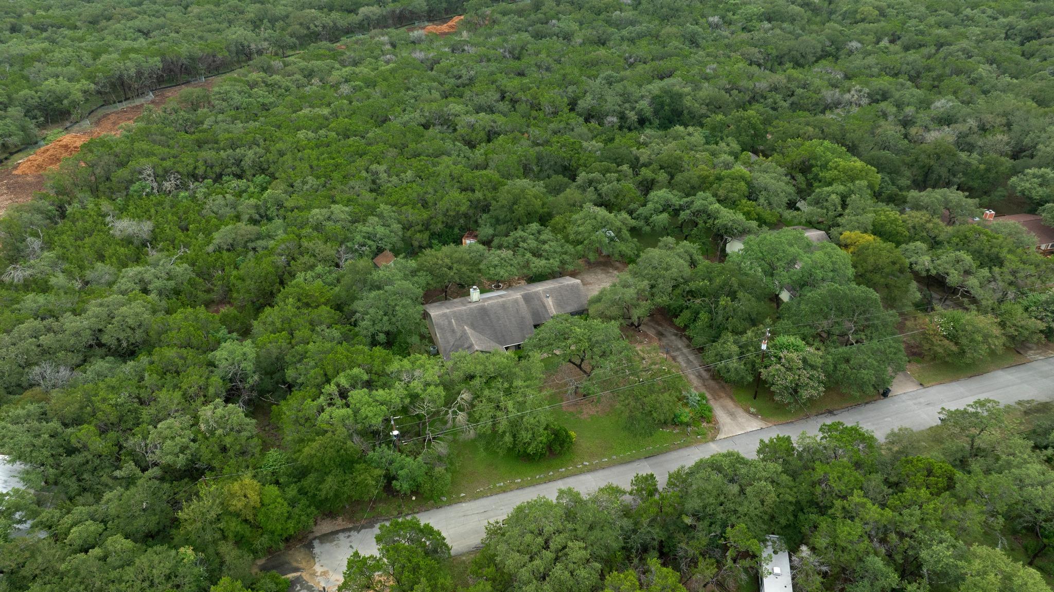 12403 Shady Acres Dr Property Photo 3