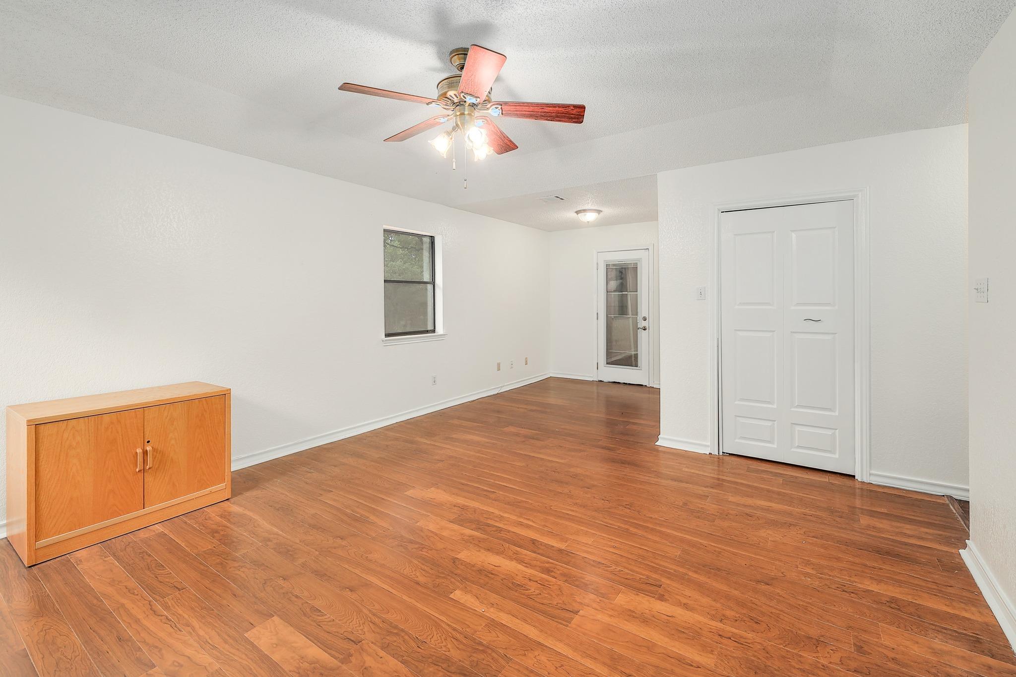 12403 Shady Acres Dr Property Photo 17